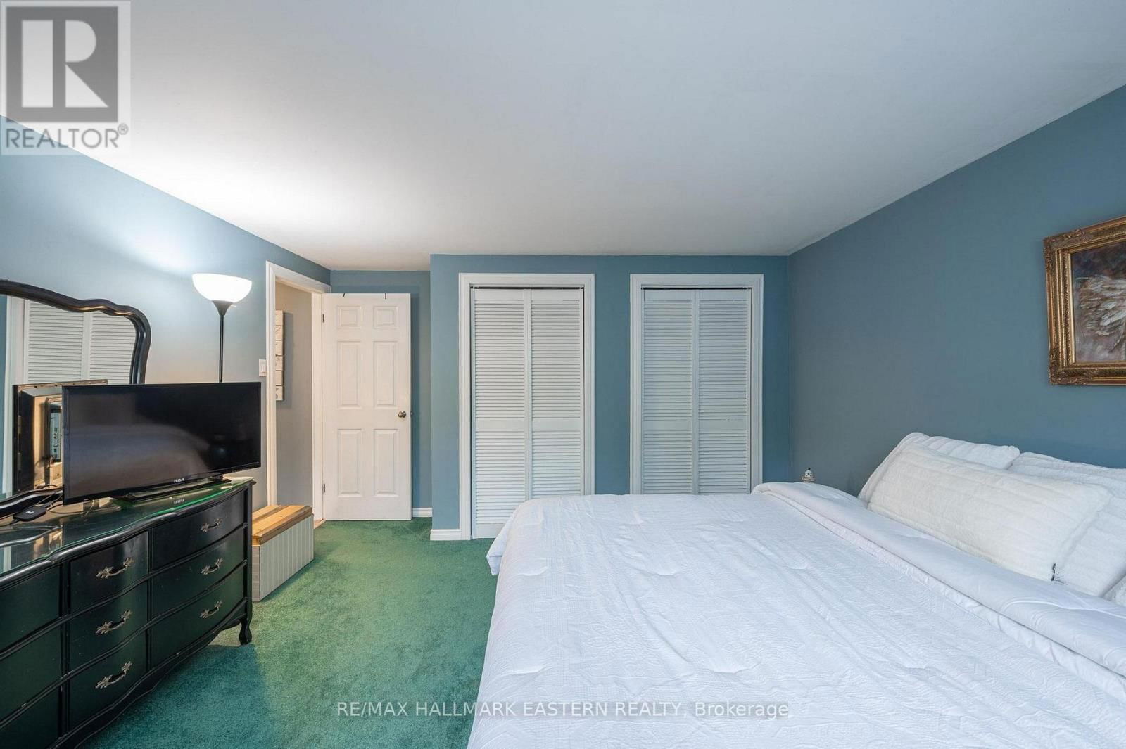 97 PEACOCK BOULEVARD Image 41