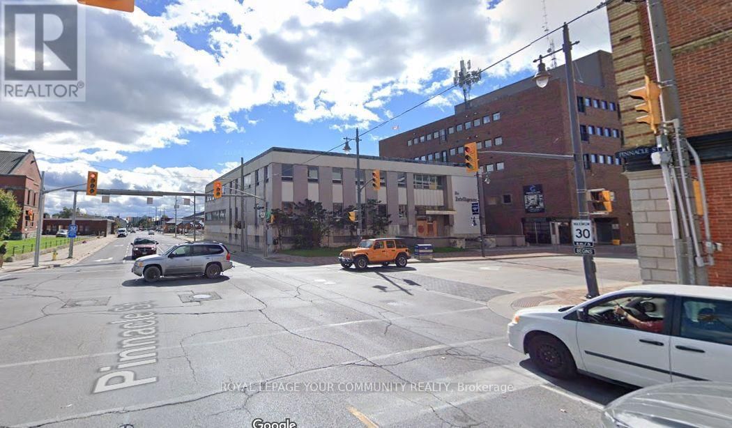 45 BRIDGE STREET EAST Image 6
