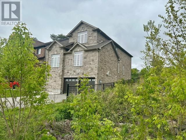 207 HARRIS STREET Image 5