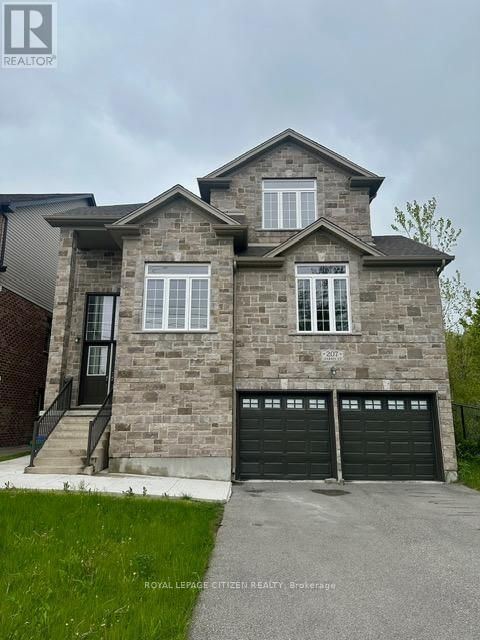 207 HARRIS STREET Image 6