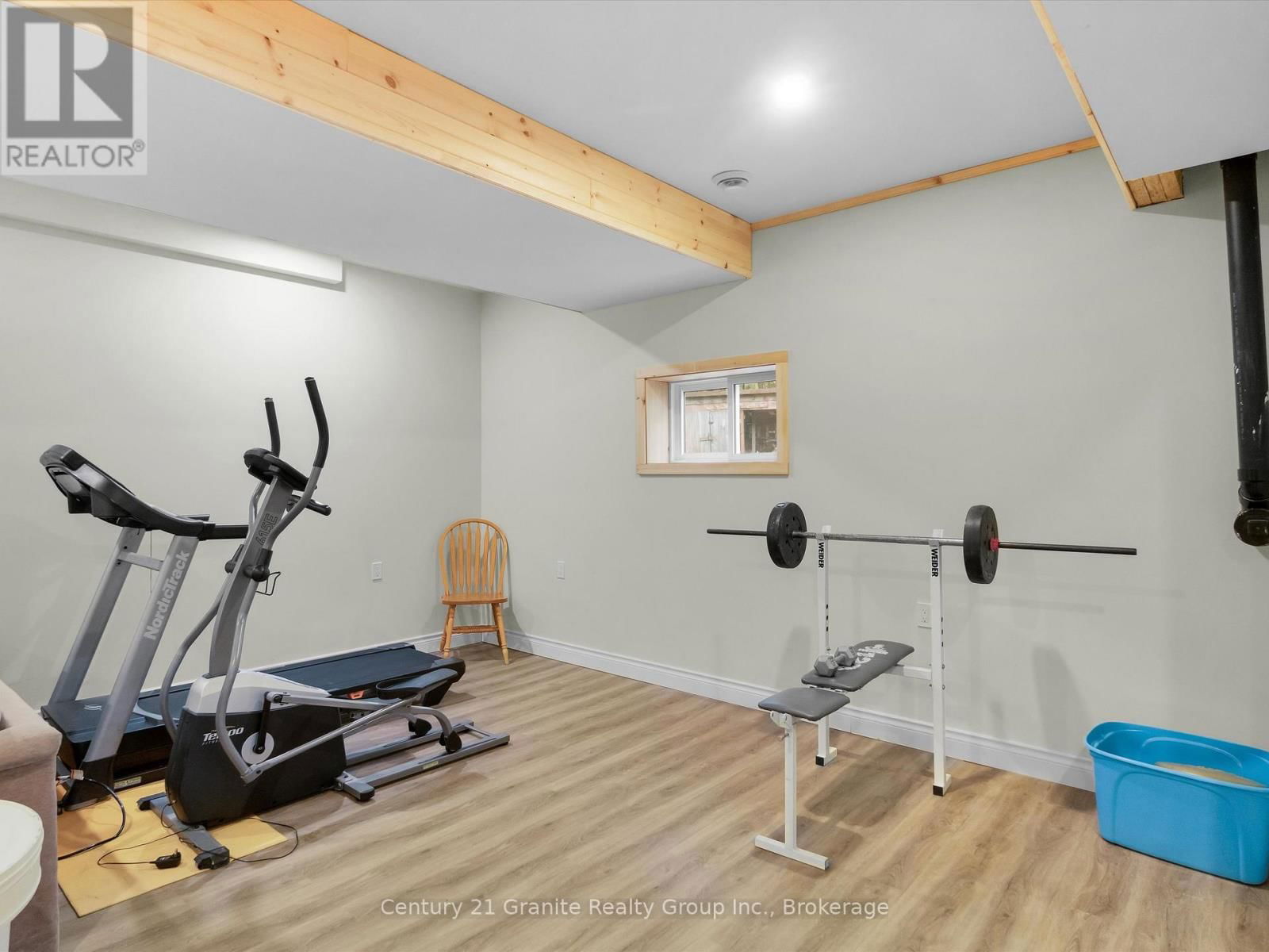 2302 BUCKSLIDE ROAD Image 26