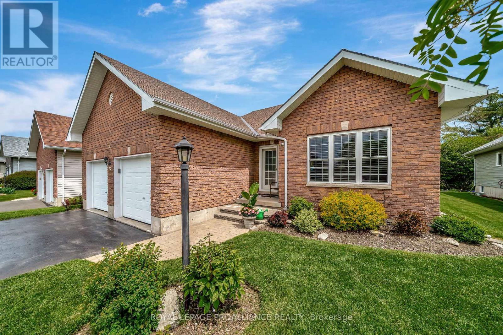 15 CLARAMOUNT COURT Image 2