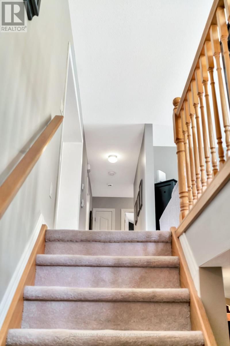 15 CLARAMOUNT COURT Image 43