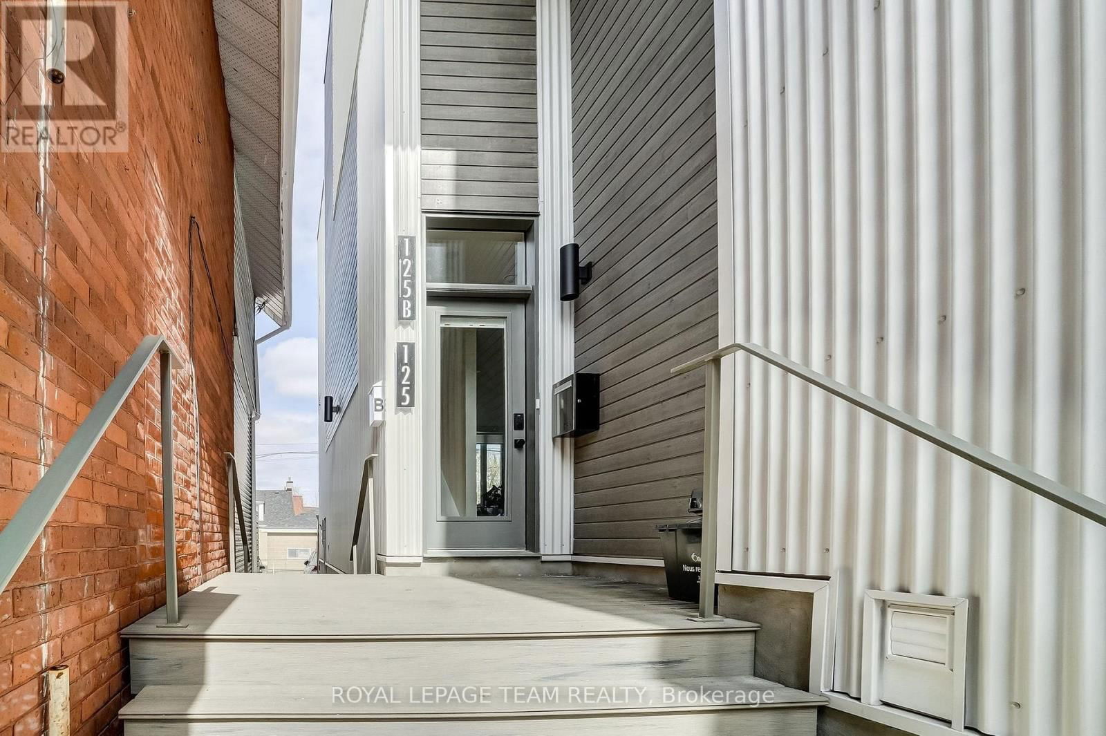 123-125 CARRUTHERS AVENUE Image 20
