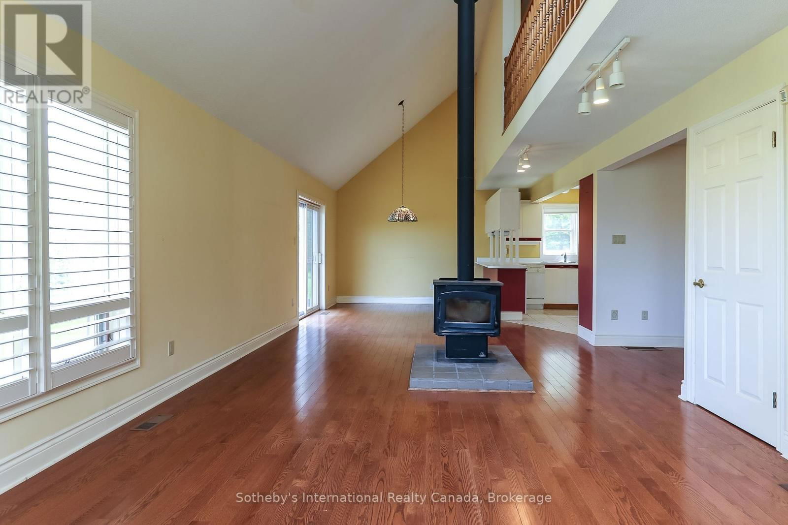 608173 12TH SIDEROAD Image 15