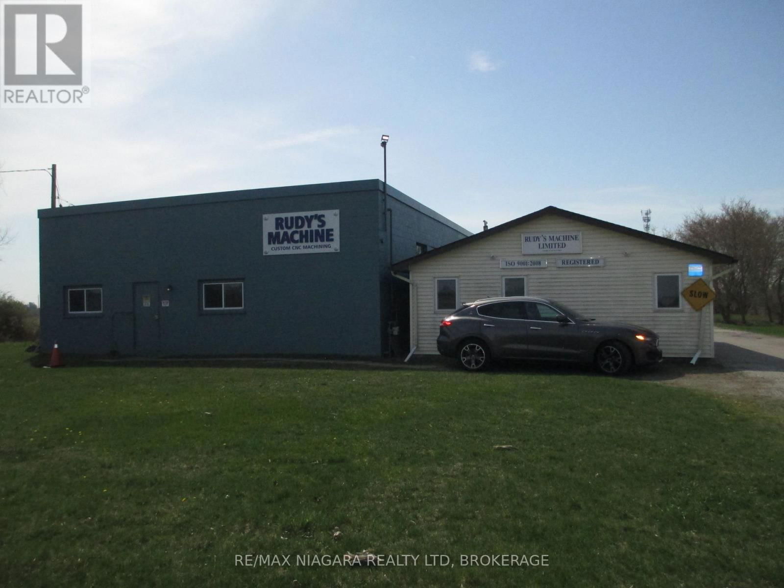 2901 GREENFIELD ROAD Image 1