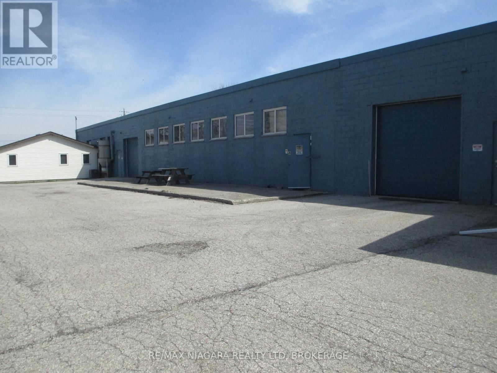 2901 GREENFIELD ROAD Image 12