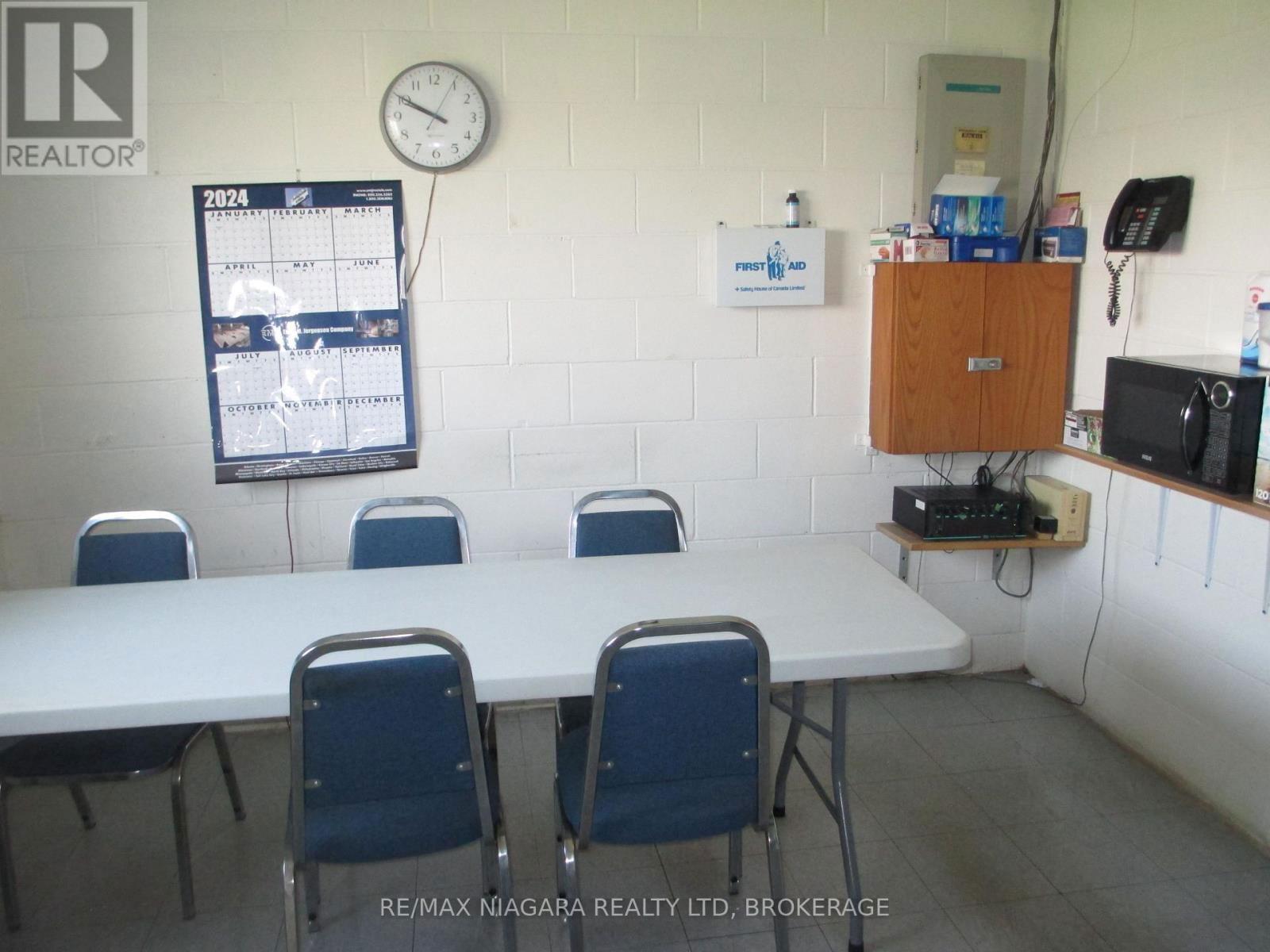 2901 GREENFIELD ROAD Image 3