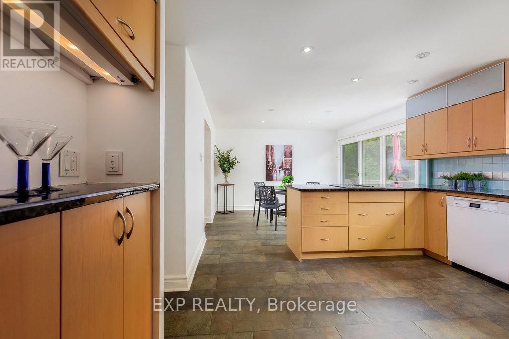 19 ANCROFT COURT Image 10