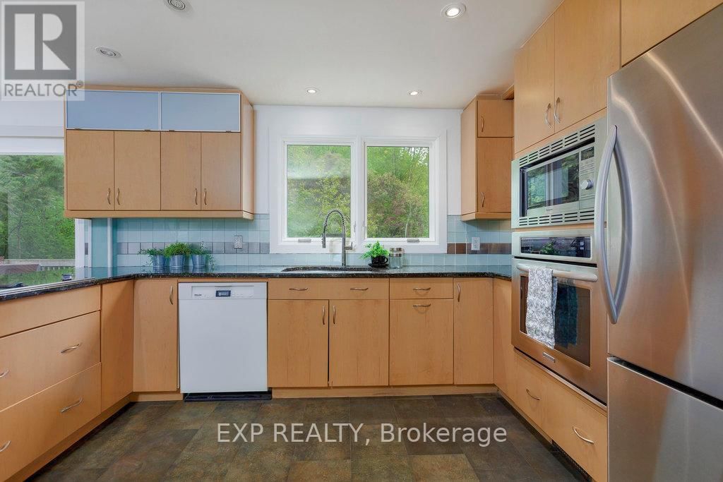 19 ANCROFT COURT Image 13