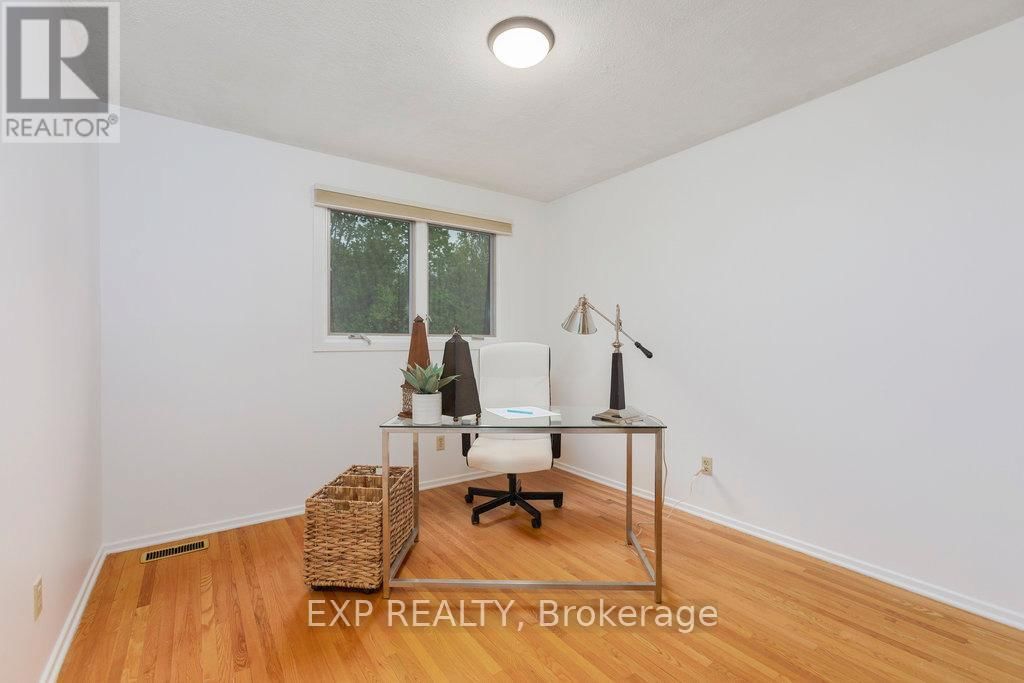 19 ANCROFT COURT Image 27