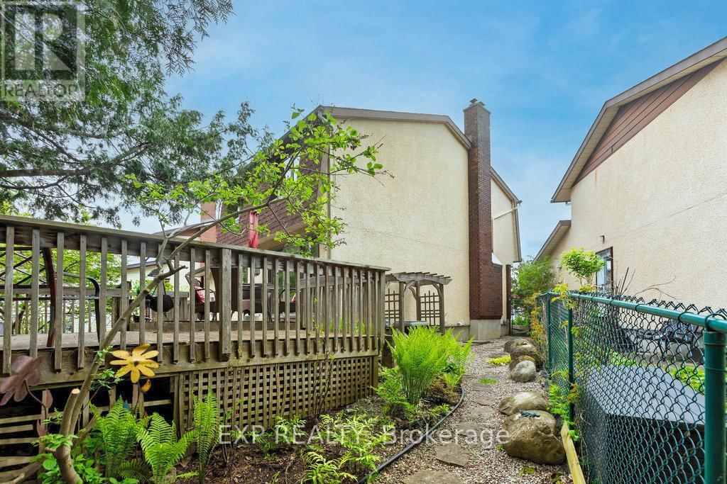 19 ANCROFT COURT Image 39