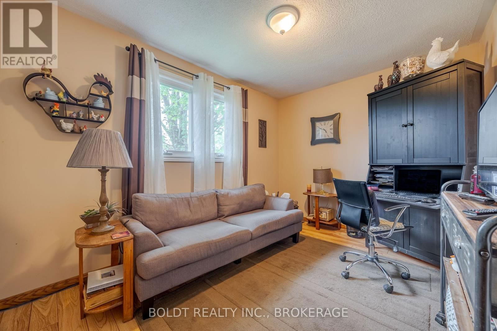 22 MERGL DRIVE Image 17