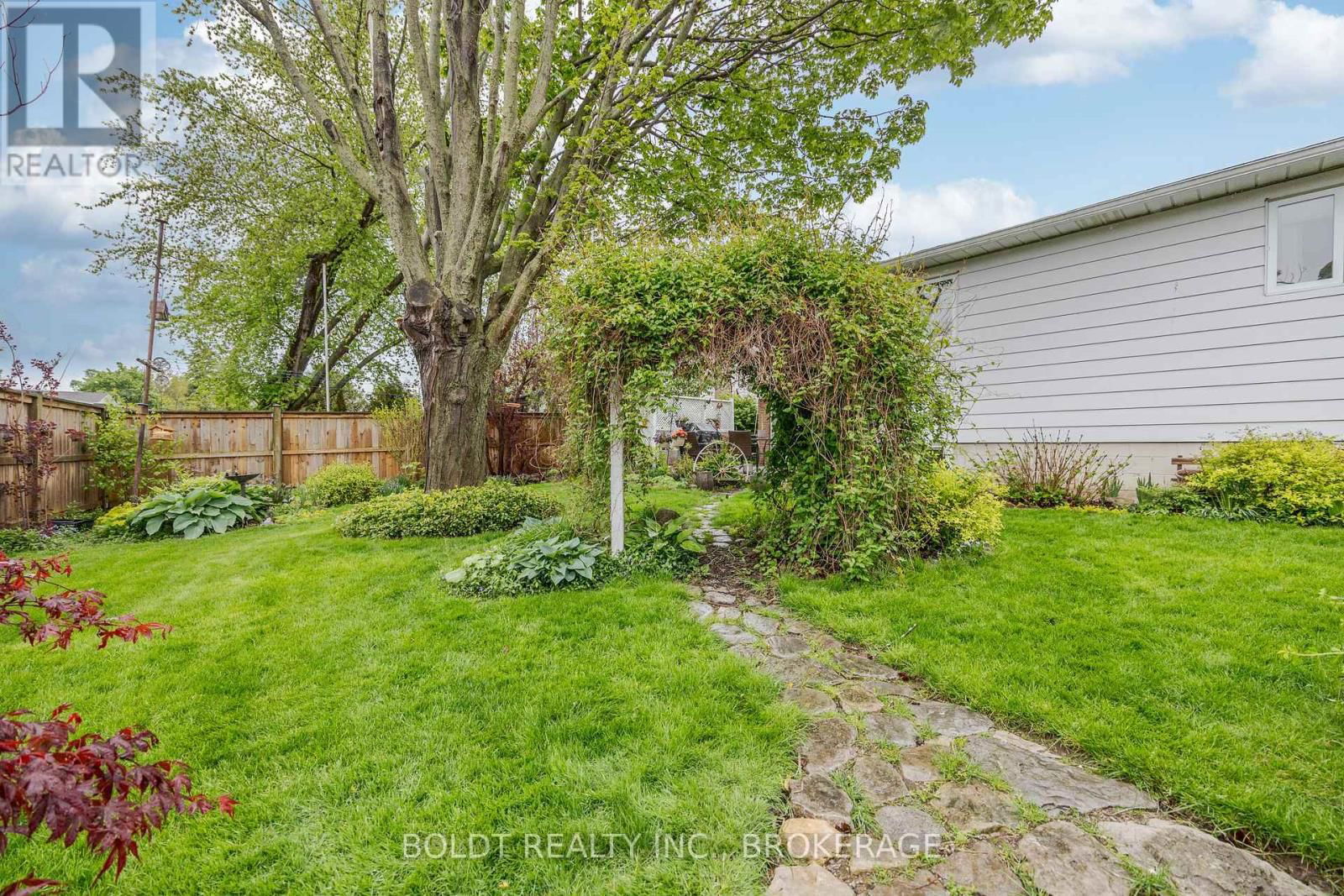 22 MERGL DRIVE Image 28