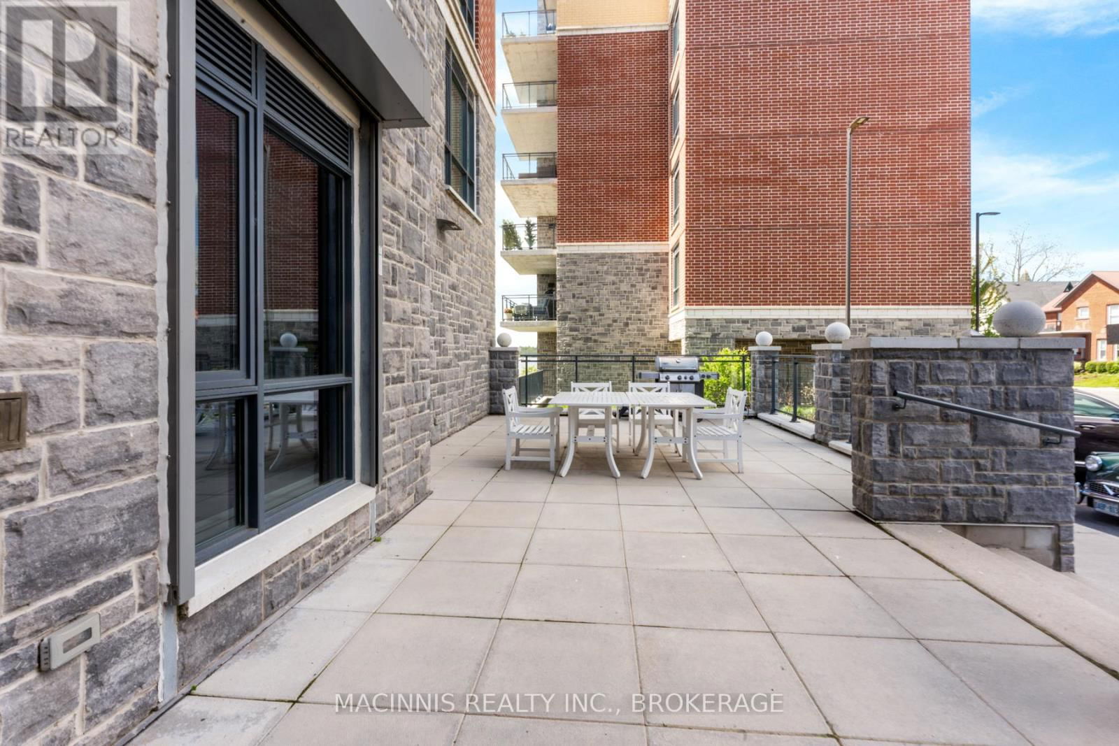 218 - 129 SOUTH STREET Image 45