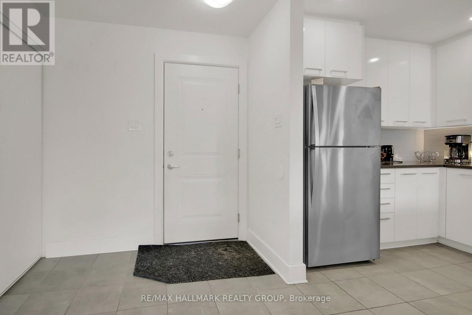 10 - 340 TRIBECA PRIVATE Image 16