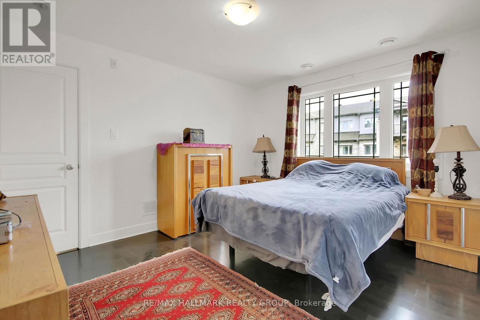 10 - 340 TRIBECA PRIVATE Image 7