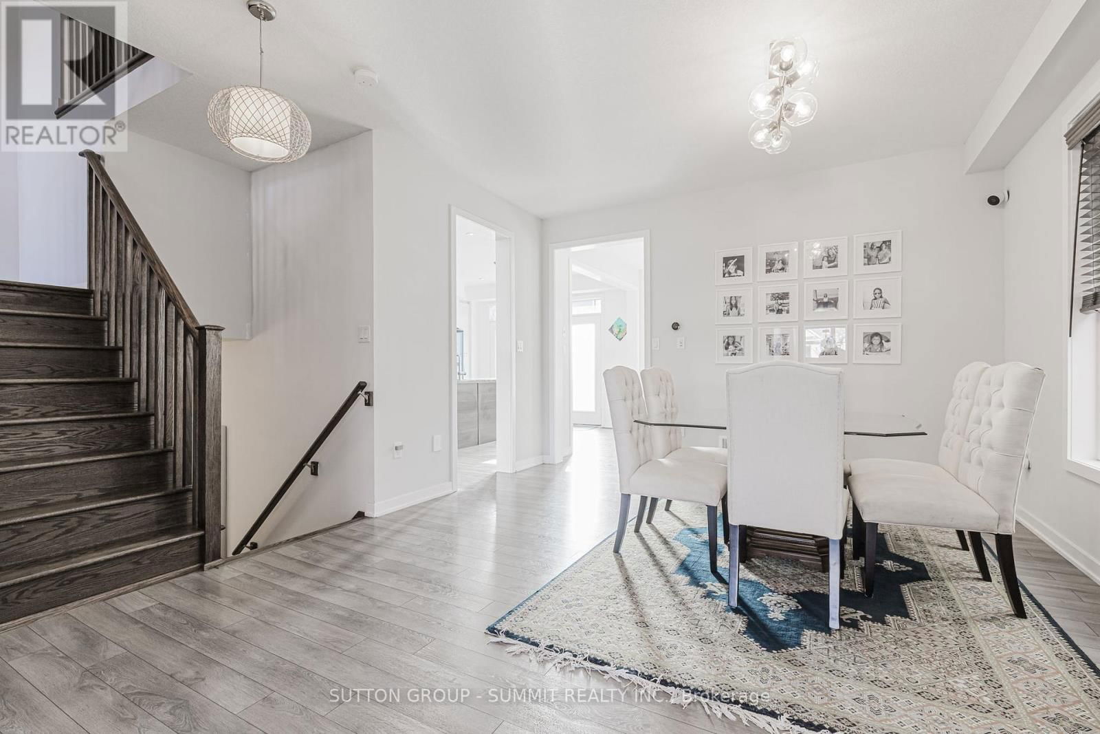 40 ALDGATE AVENUE Image 6