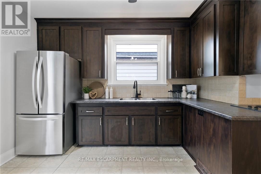 187 WEST 2ND STREET Image 13