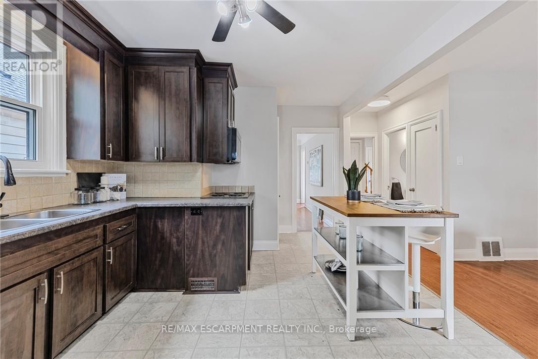187 WEST 2ND STREET Image 14