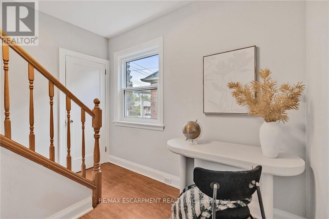 187 WEST 2ND STREET Image 18