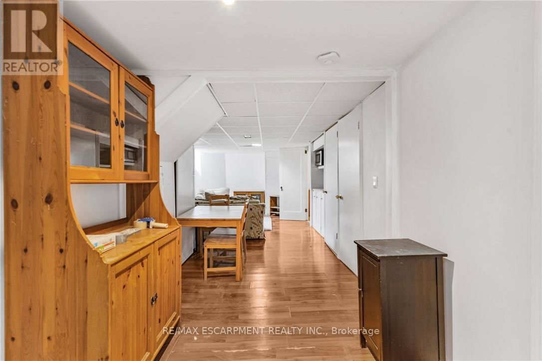 187 WEST 2ND STREET Image 30