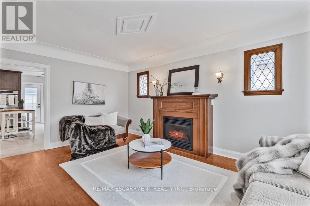 187 WEST 2ND STREET Image 7