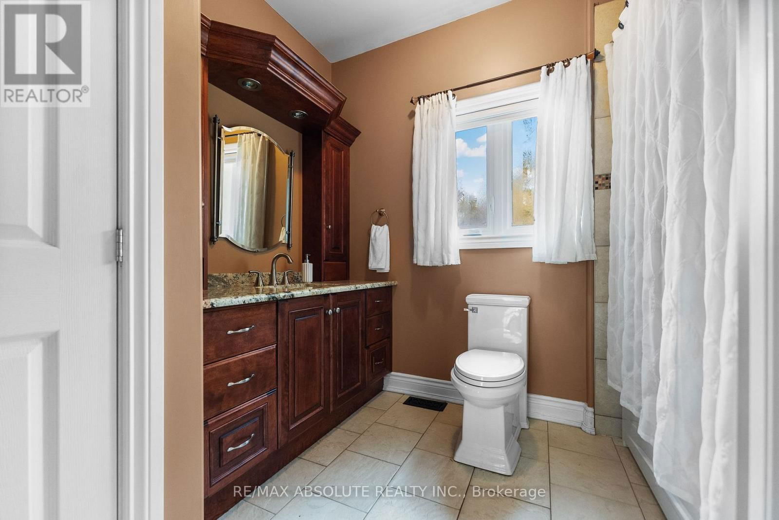 1096 SNYE ROAD Image 14