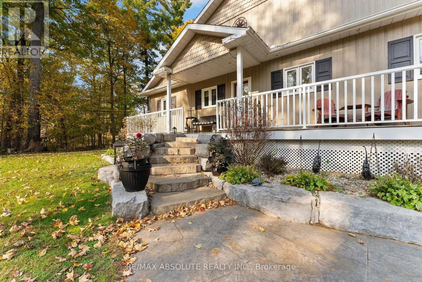 1096 SNYE ROAD Image 2