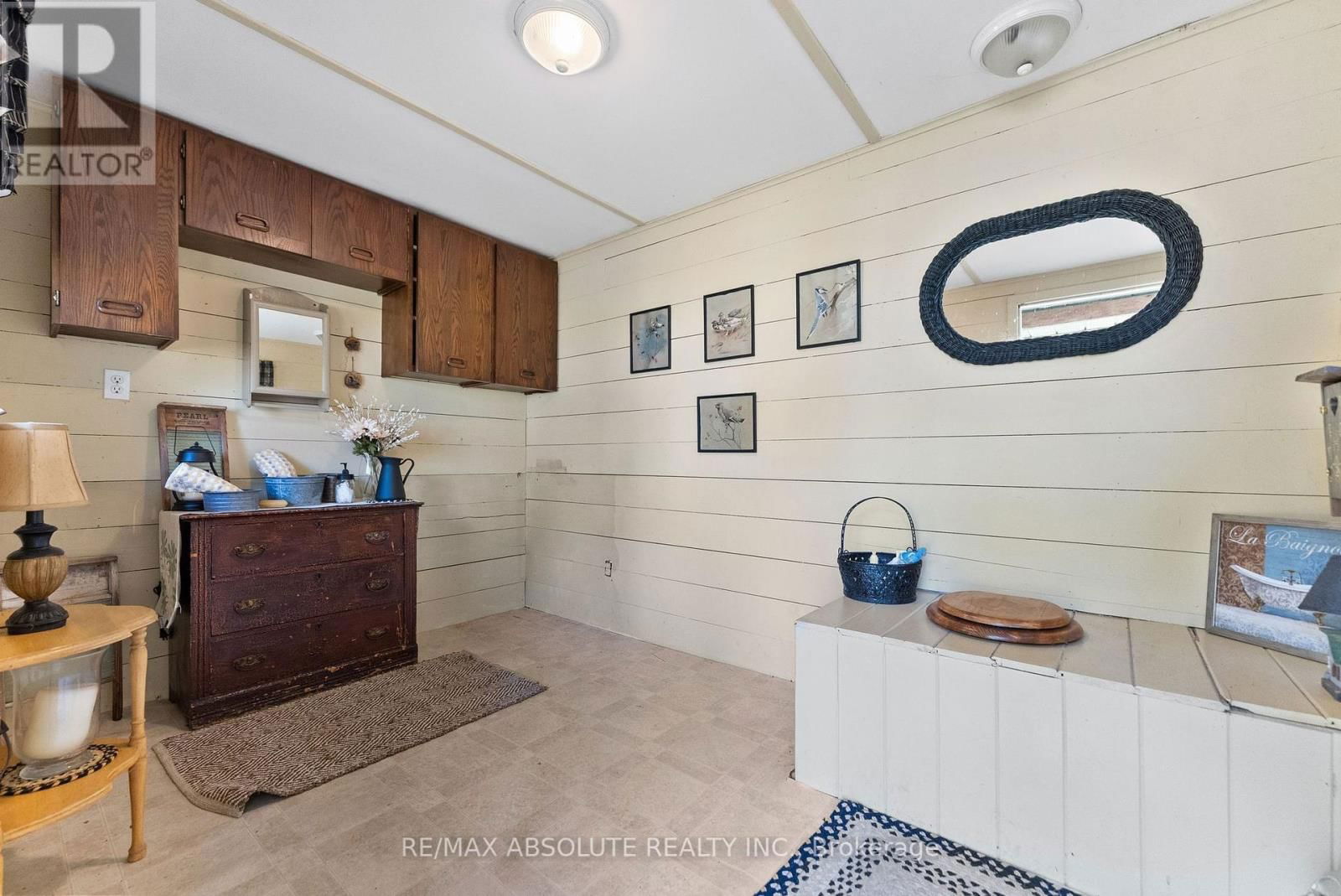 1096 SNYE ROAD Image 20