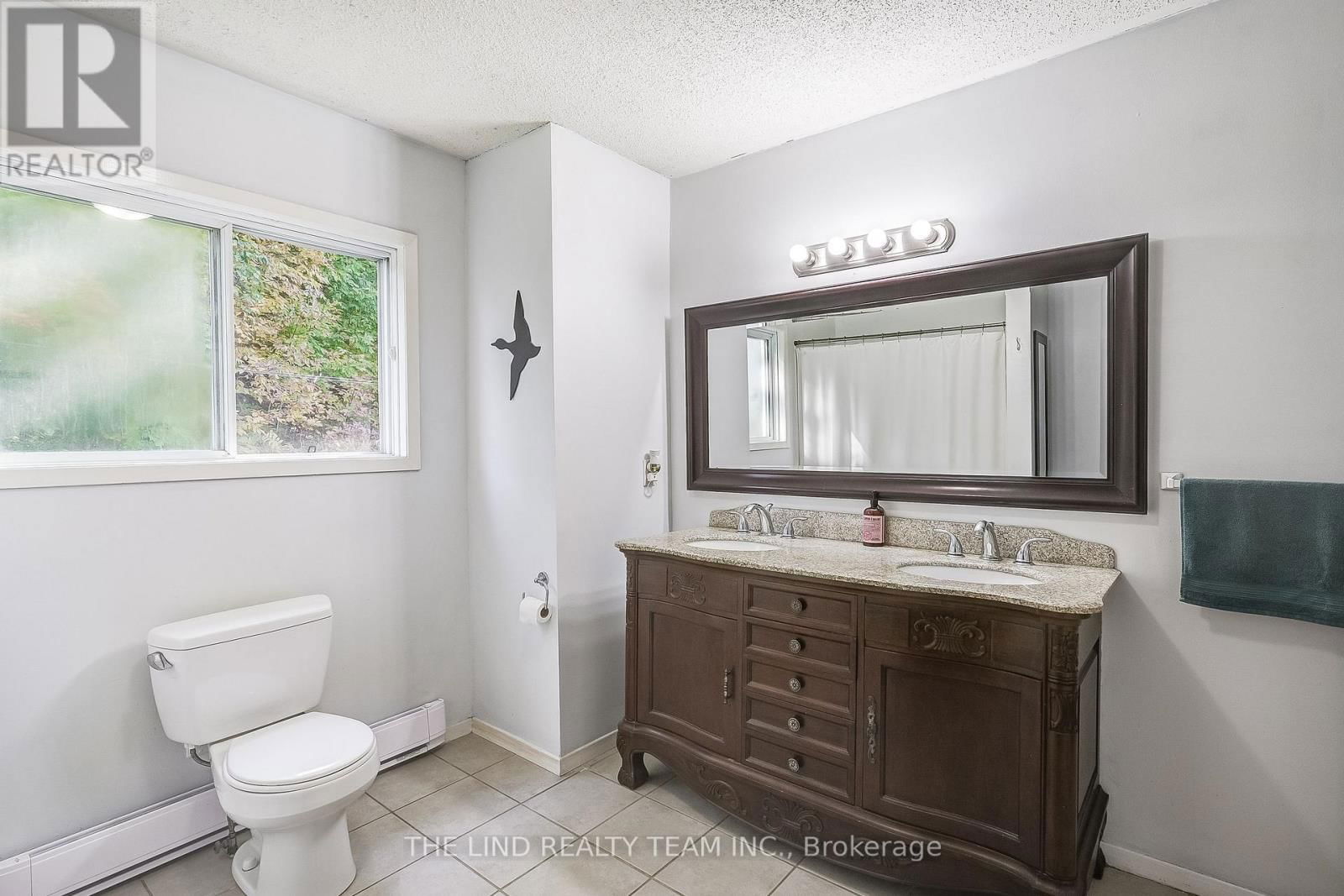 949 RAYMOND ROAD Image 10