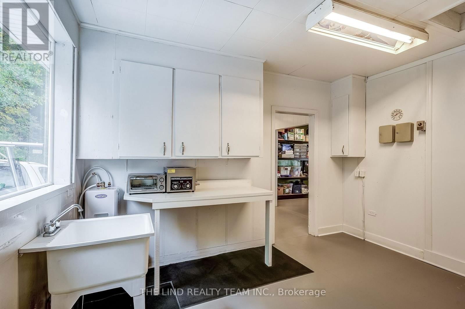 949 RAYMOND ROAD Image 28