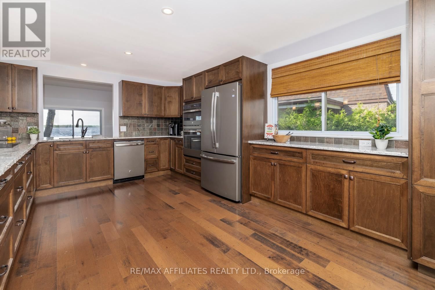 112 AVENUE 4A AVENUE Image 24