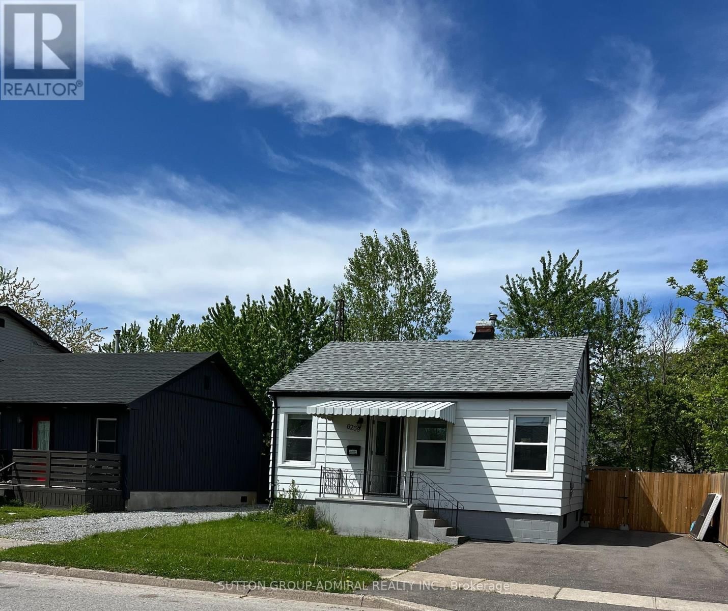 6269 CADHAM STREET Image 1