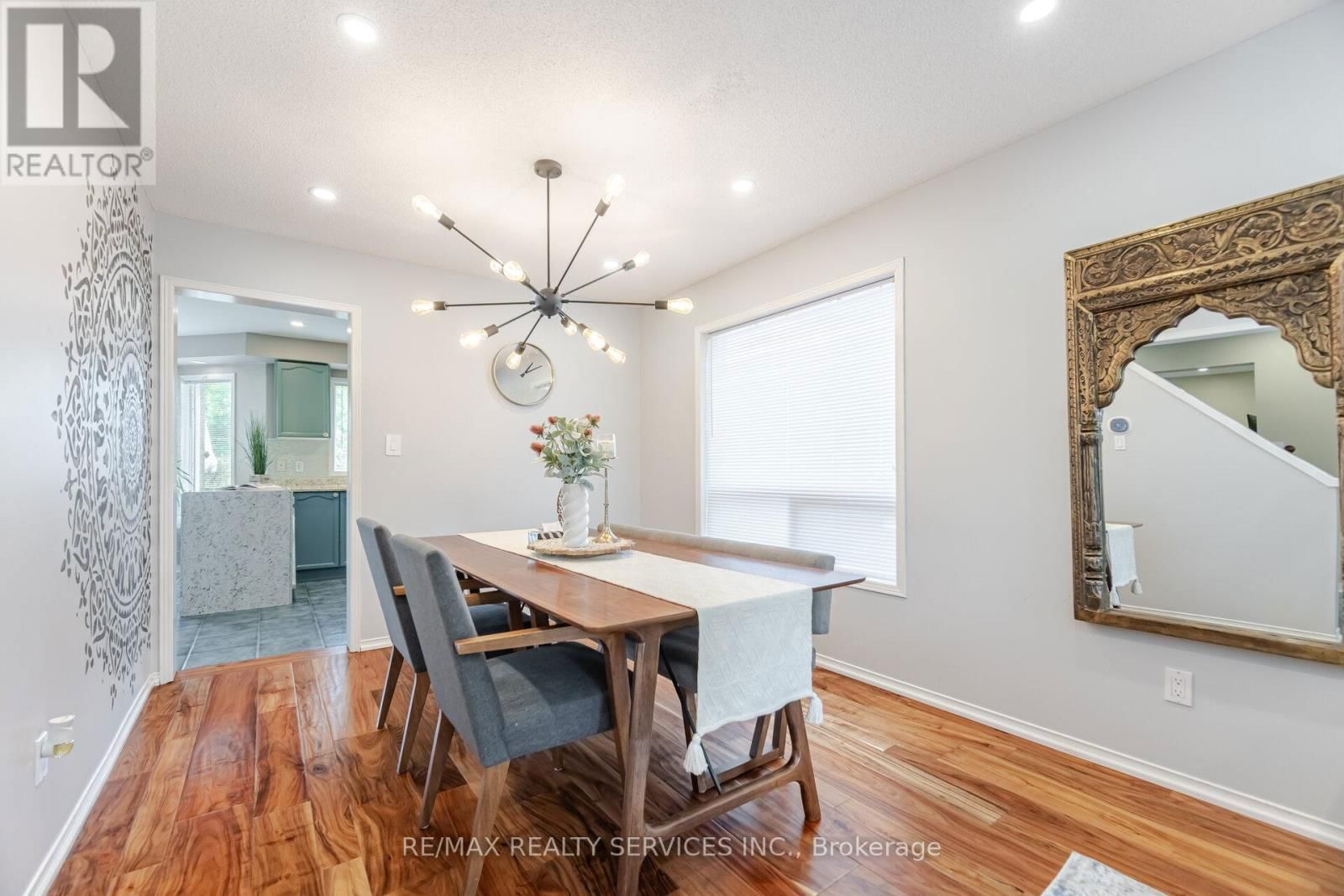 23 FENWICK PLACE Image 10