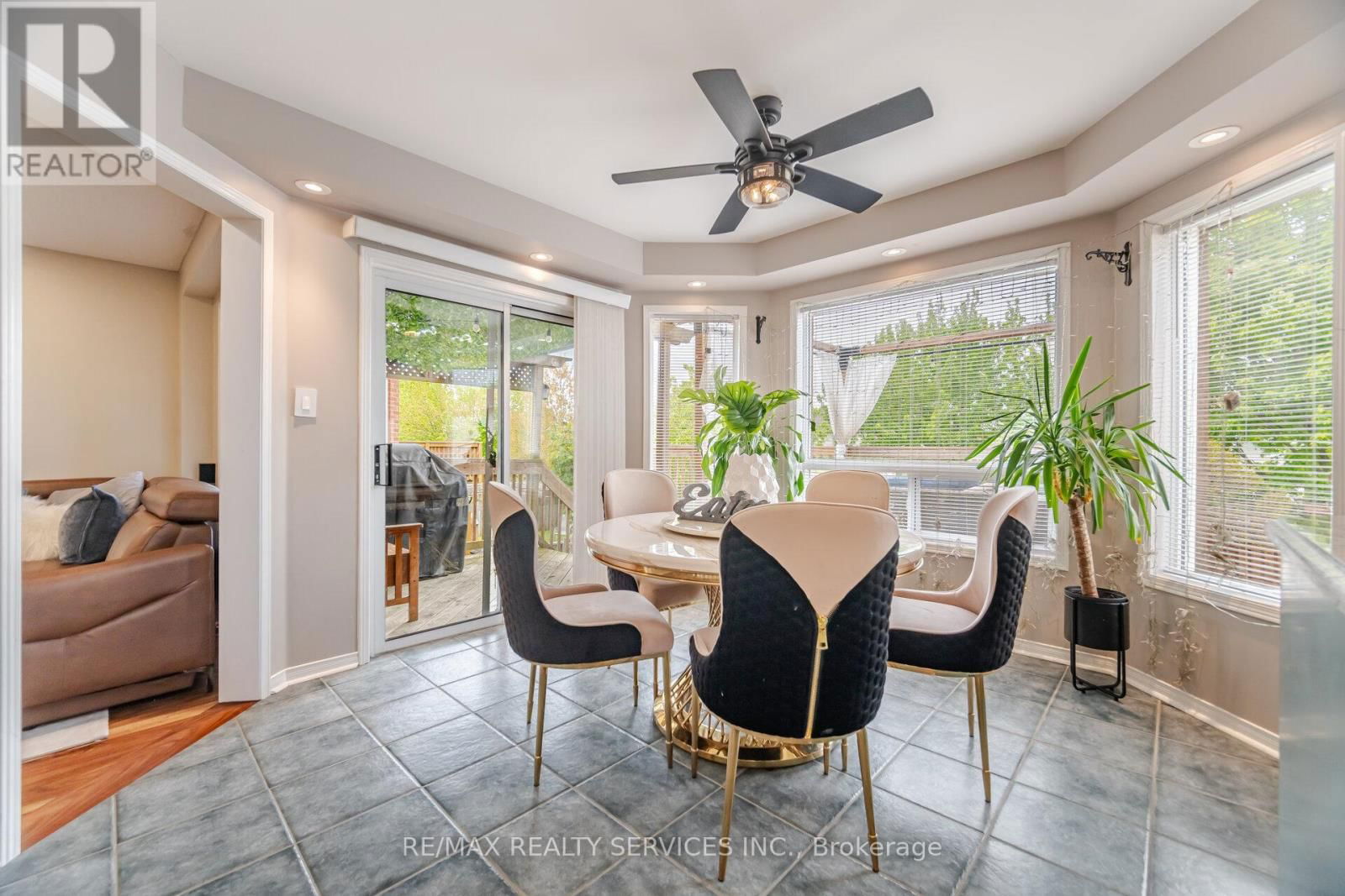 23 FENWICK PLACE Image 12
