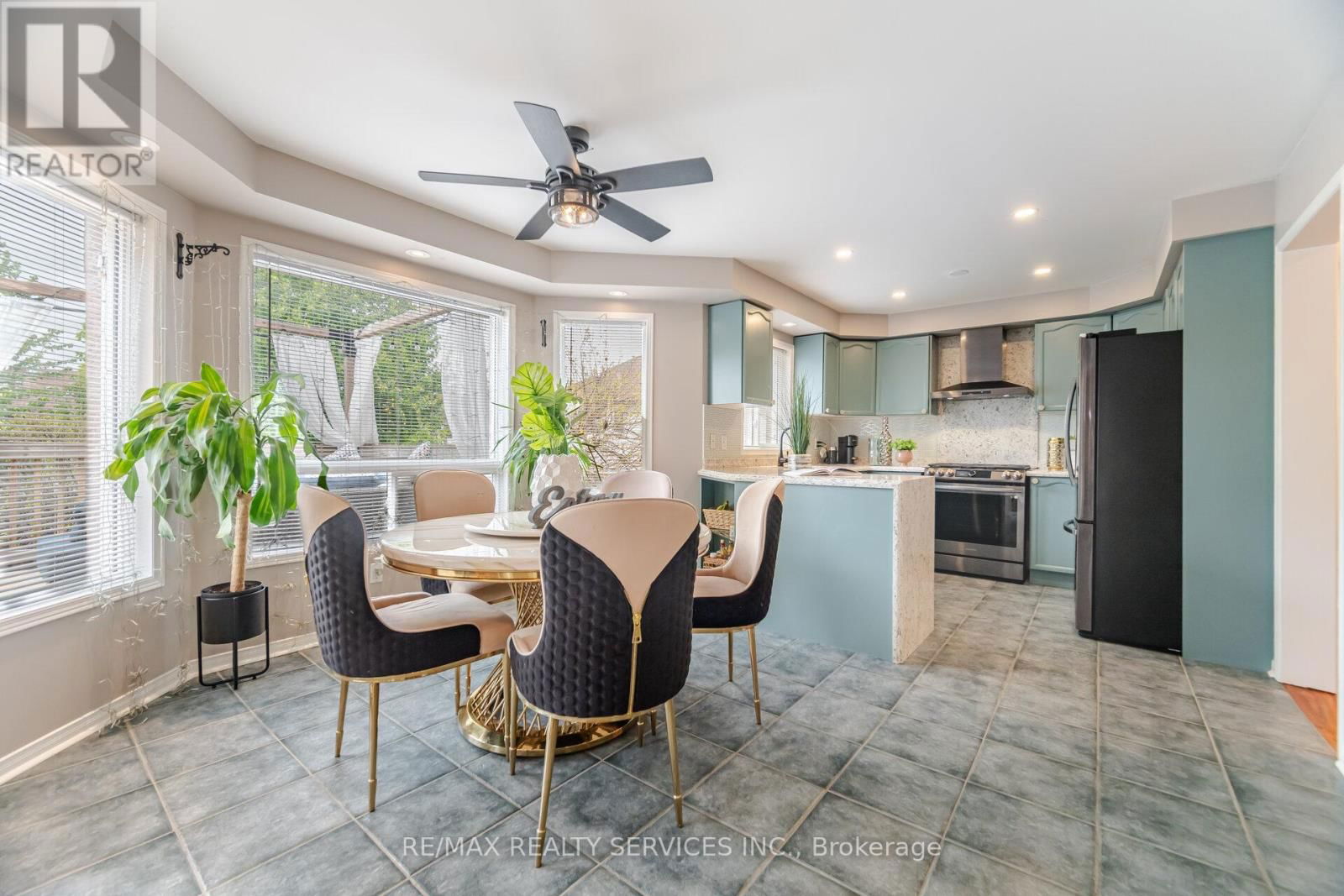 23 FENWICK PLACE Image 13
