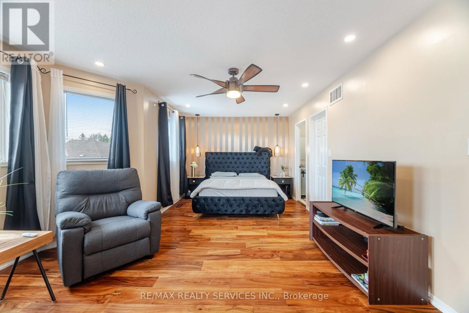 23 FENWICK PLACE Image 24