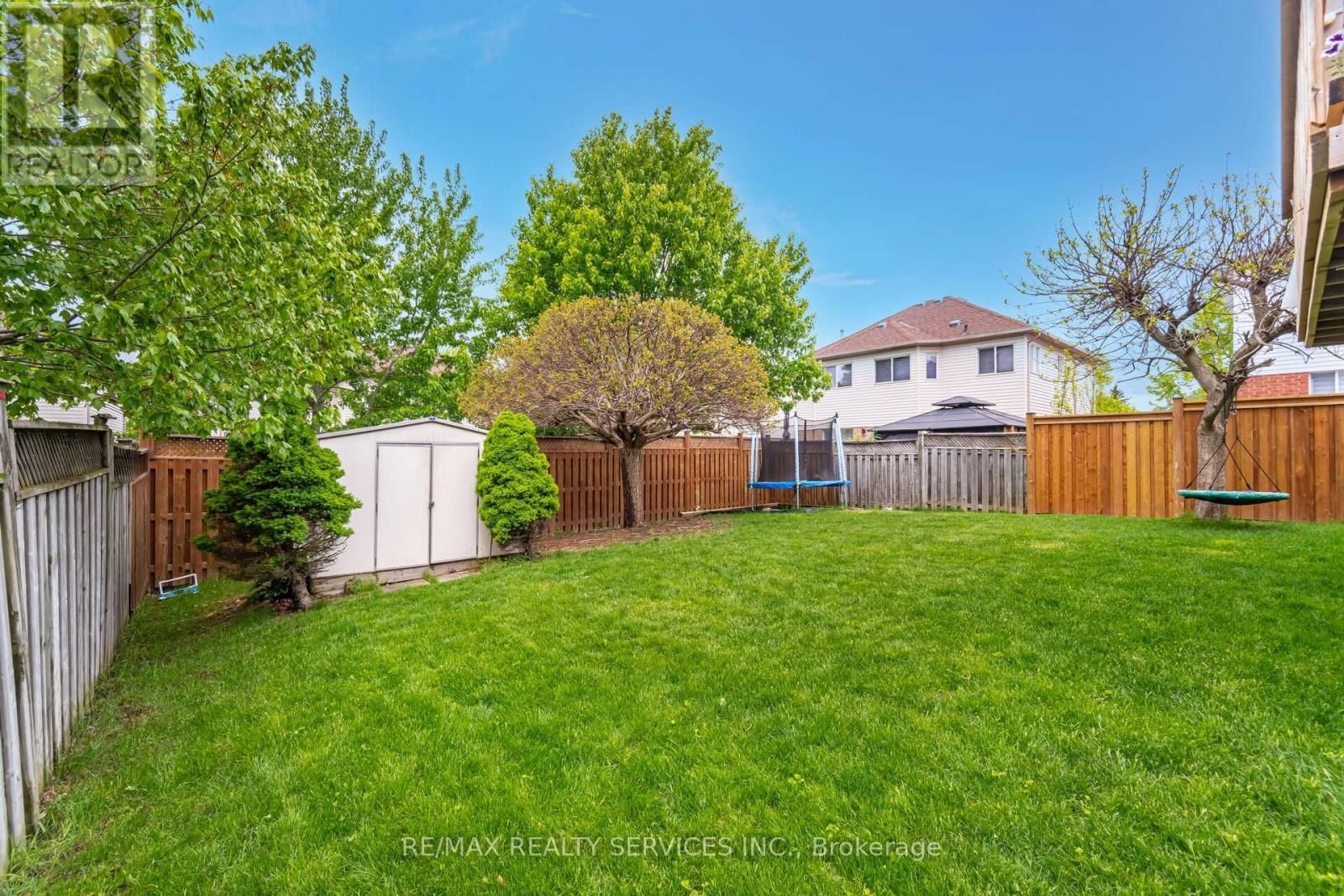 23 FENWICK PLACE Image 49