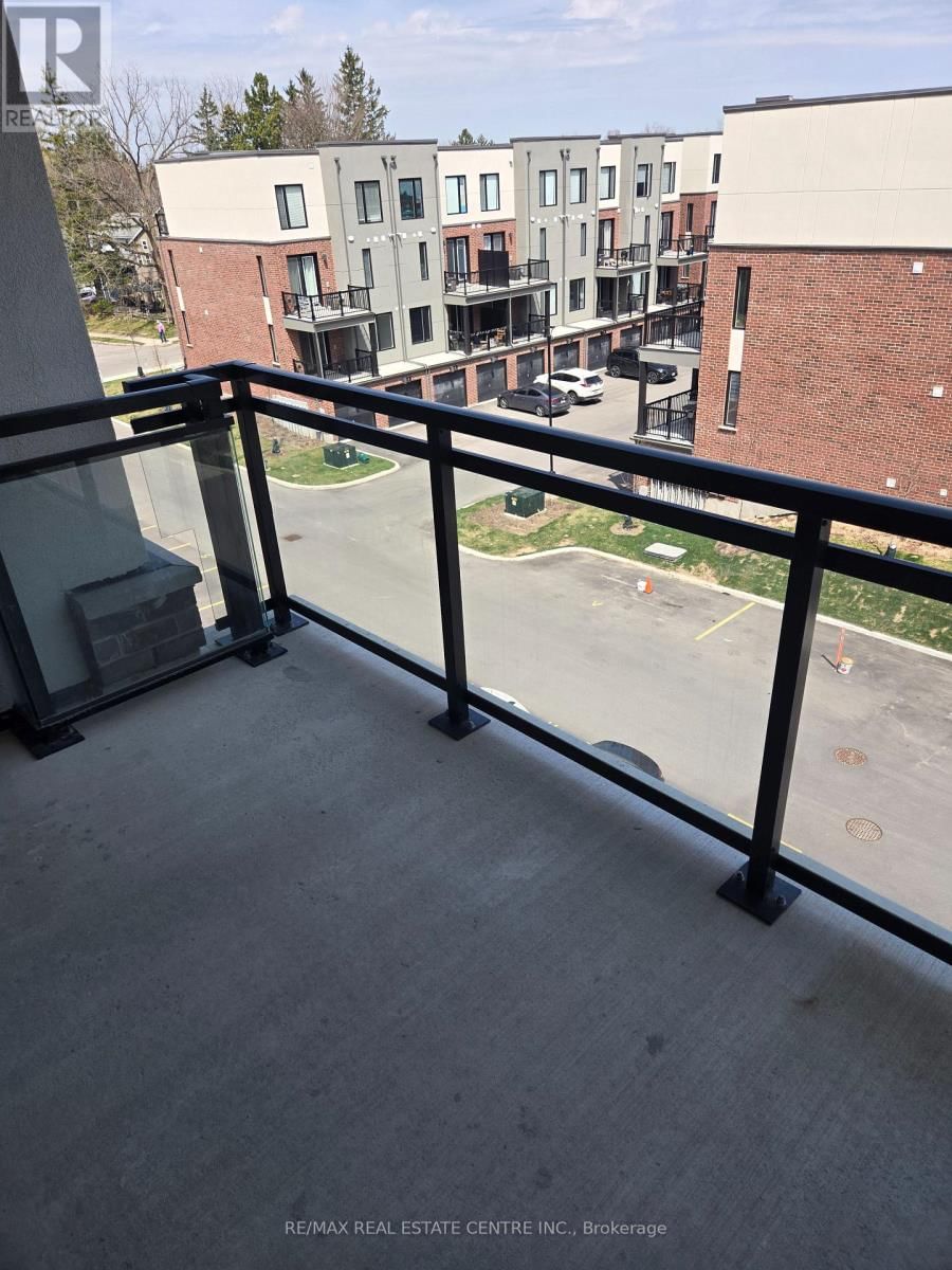 403 - 103 ROGER STREET Image 12