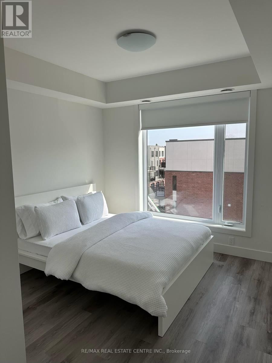 403 - 103 ROGER STREET Image 17