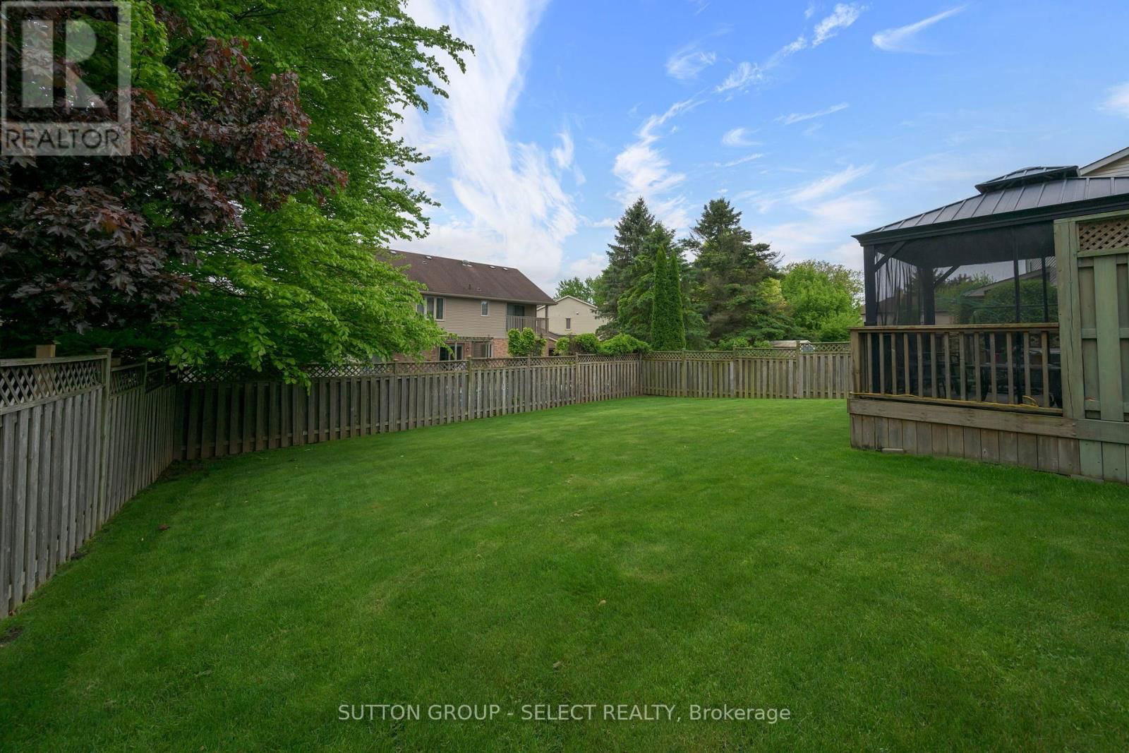 66 JENNIFER ROAD Image 10
