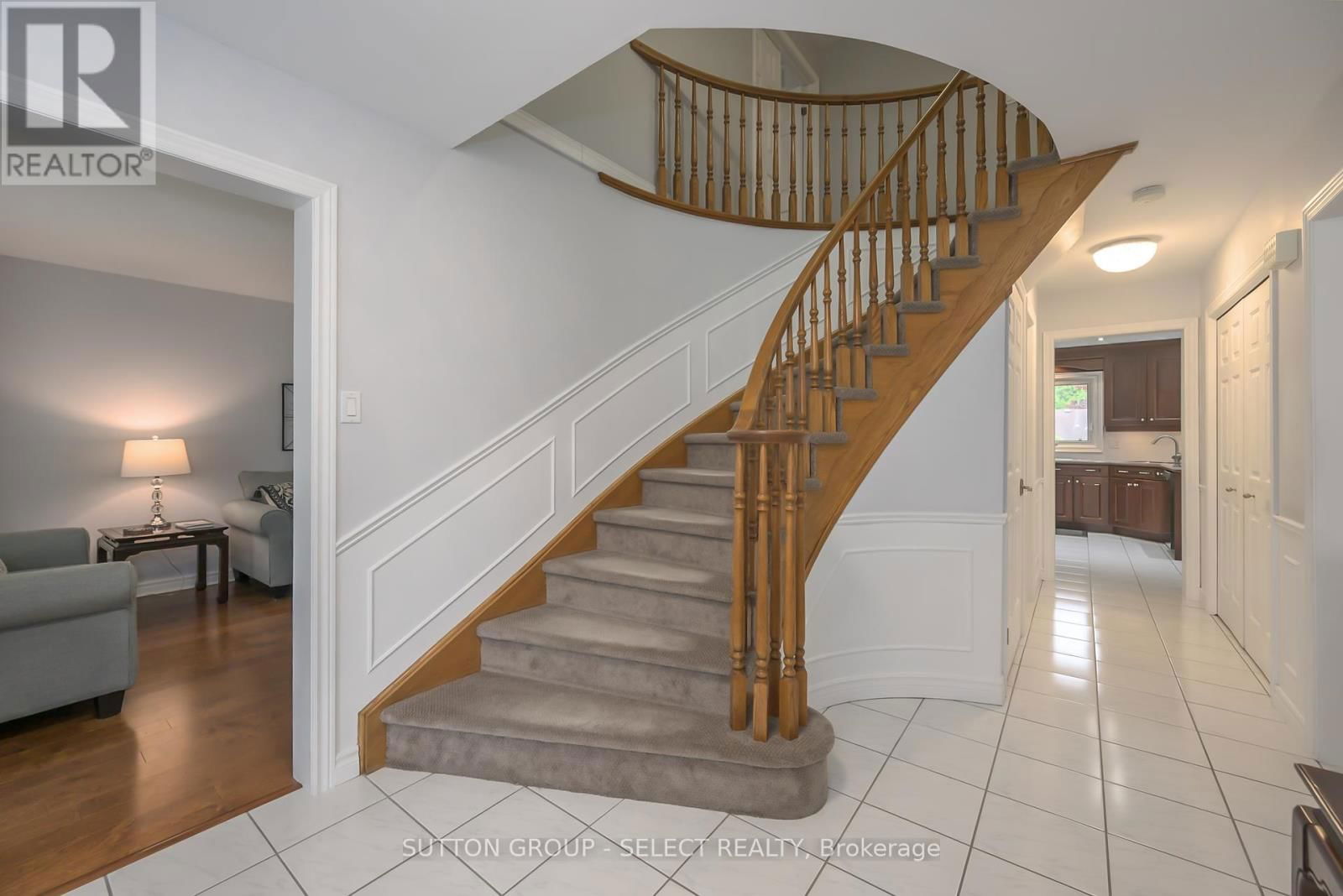 66 JENNIFER ROAD Image 13