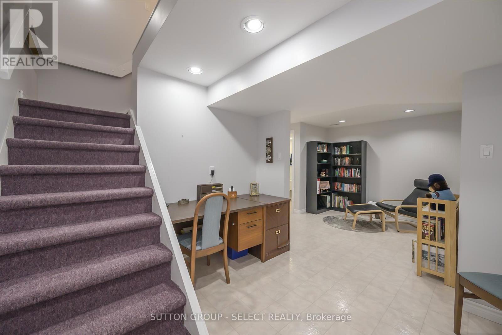 66 JENNIFER ROAD Image 39