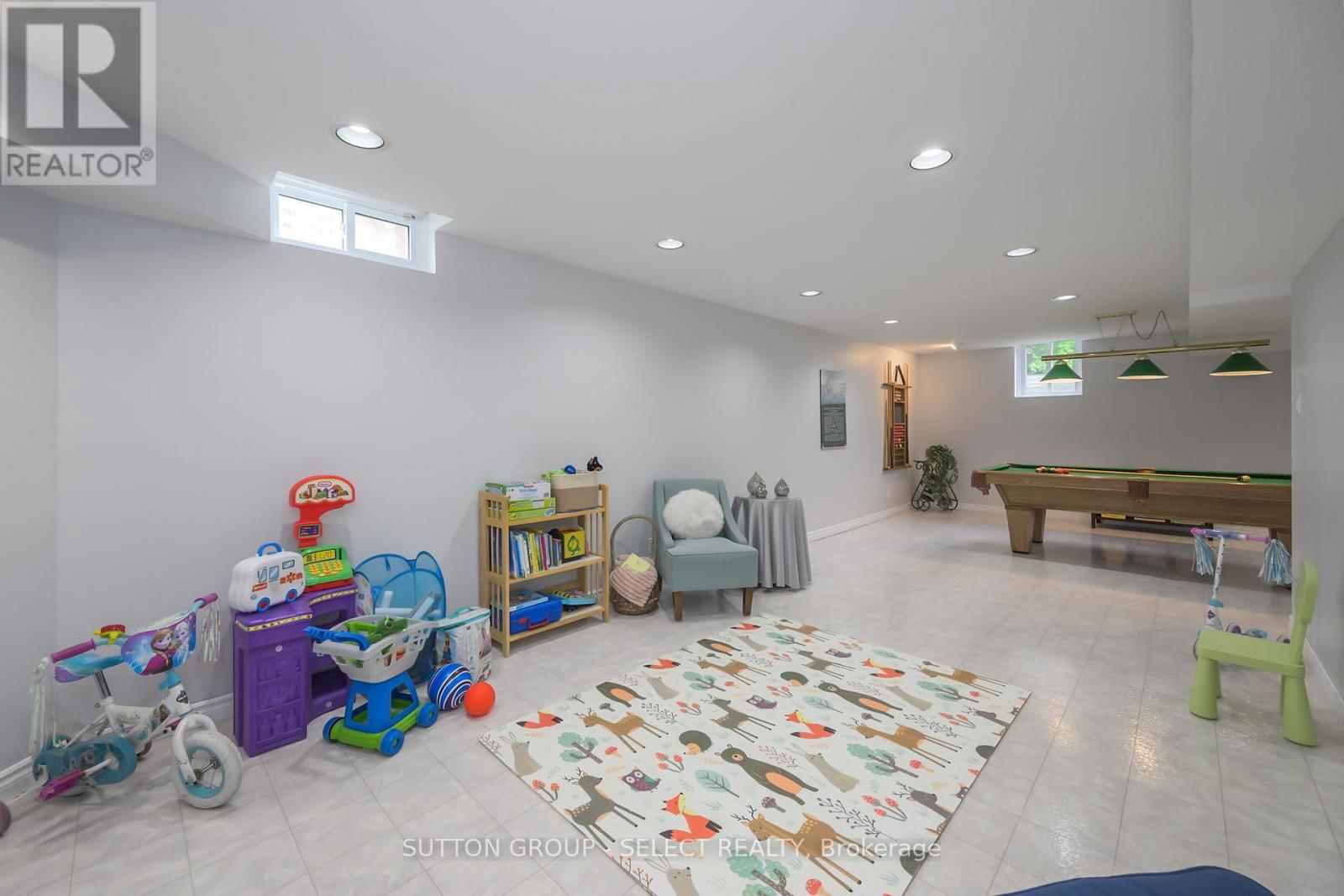 66 JENNIFER ROAD Image 40