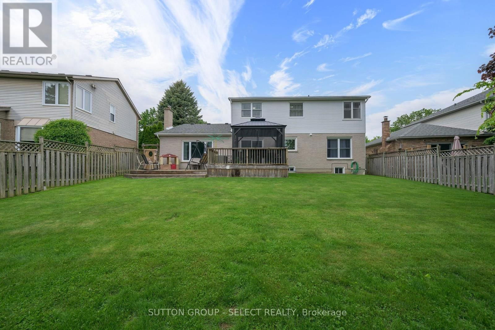 66 JENNIFER ROAD Image 8