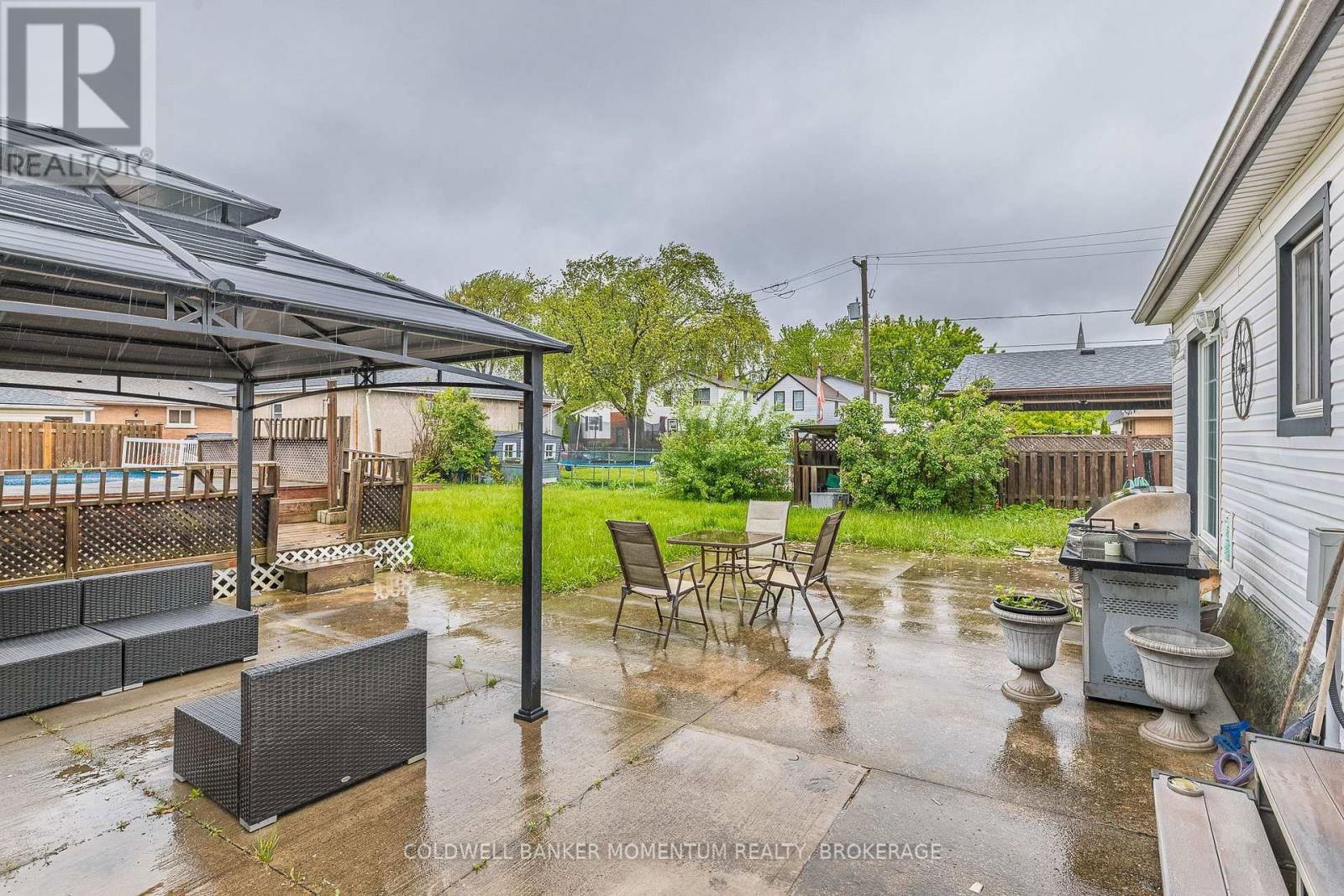 61 QUEEN STREET SOUTH Image 32