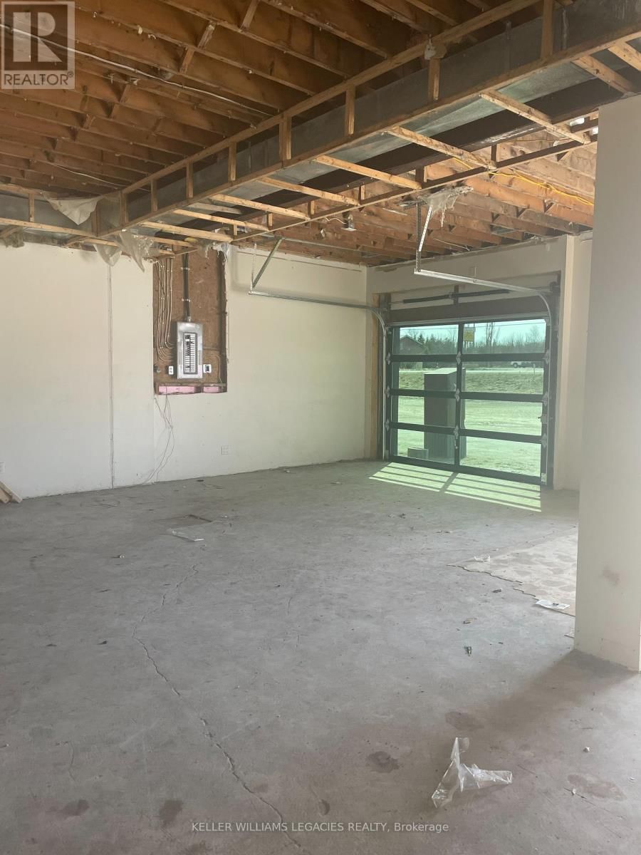 2 - 506195 HIGHWAY 89 Image 6