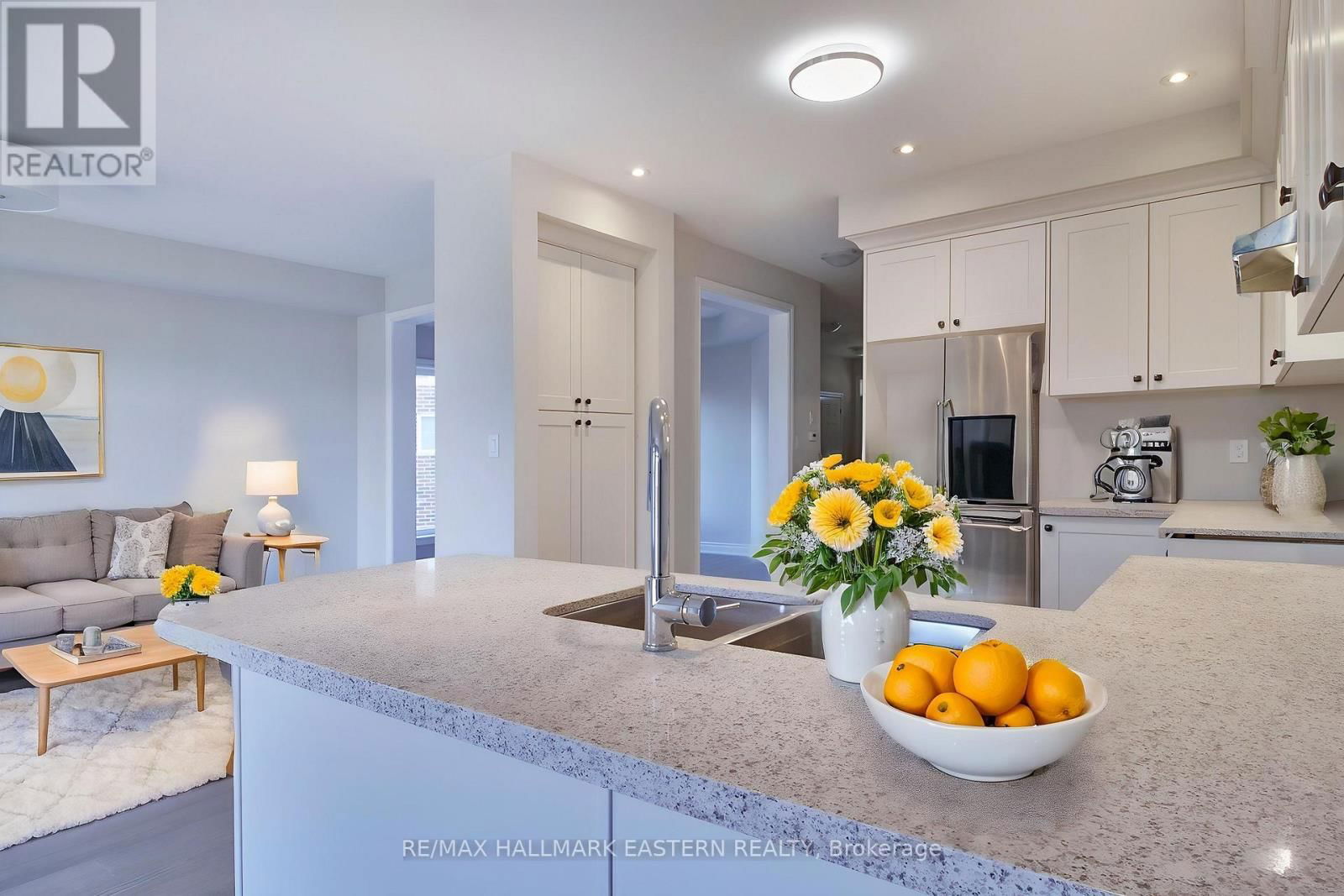 30 COLDBROOK DRIVE Image 1