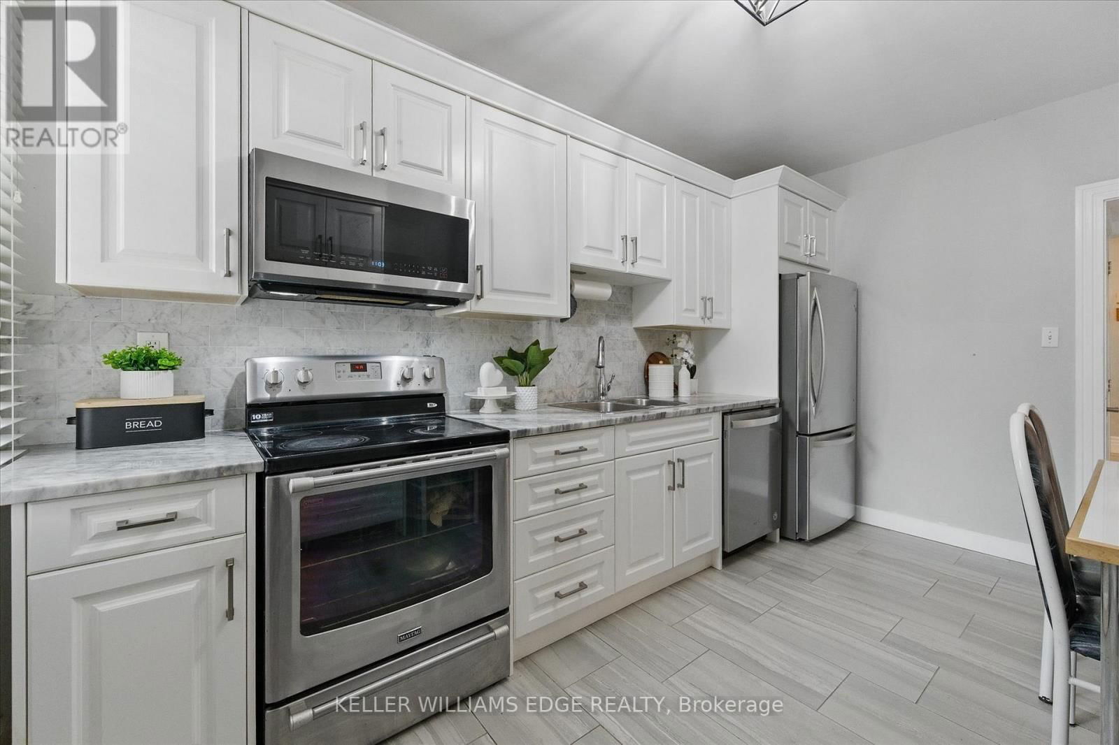 122 SANFORD AVENUE SOUTH Image 13